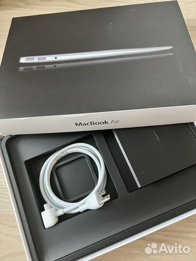 Apple MacBook Air 13 2011