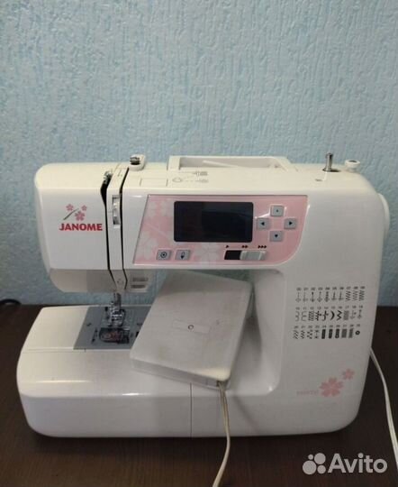 Швейная машина Janome 2030 dc