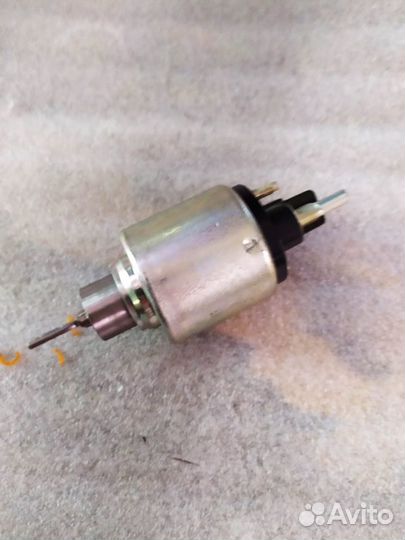 Втягивающее реле стартера D10 F4R Nissan 2334300QA