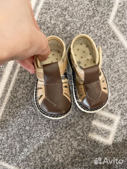 Сандалии детские 18 размер
