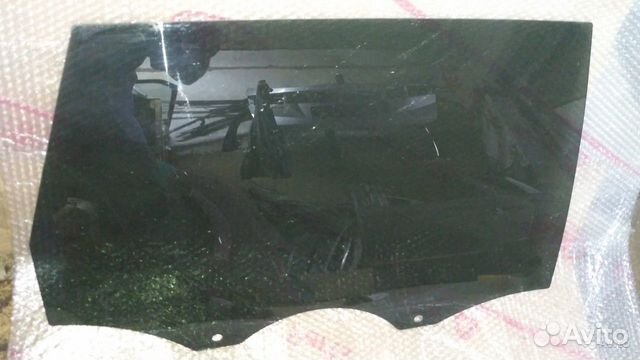 Стекло правое заднее Audi Q7