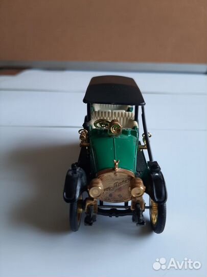 Модель автомобиля Руссо Балт с24/40