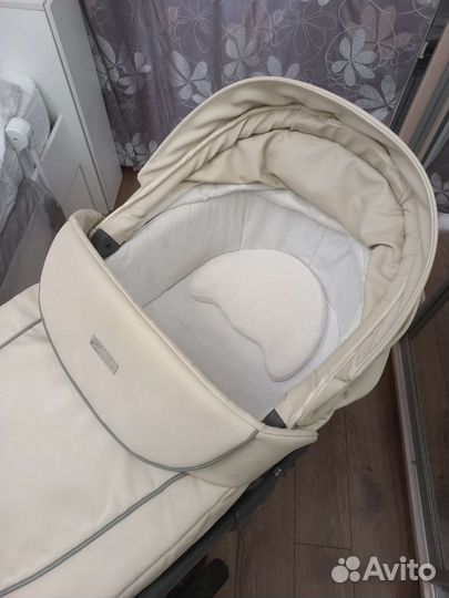 Коляска Roan Bass Экокожа 2 в 1