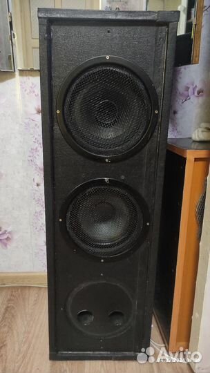 Акустические колонки большие