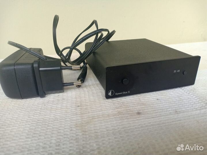 Переключатель скоростей Pro-Ject Speed Box S2