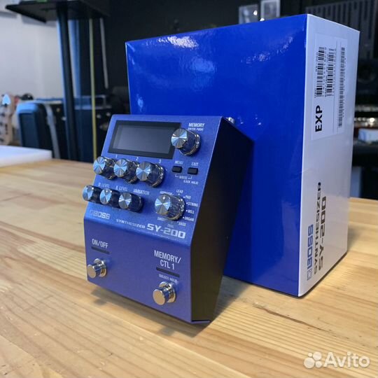 Boss Synthesizer SY-200