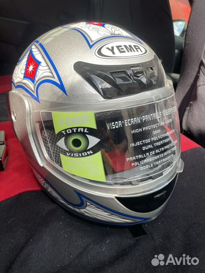 Новый мотошлем yema 805