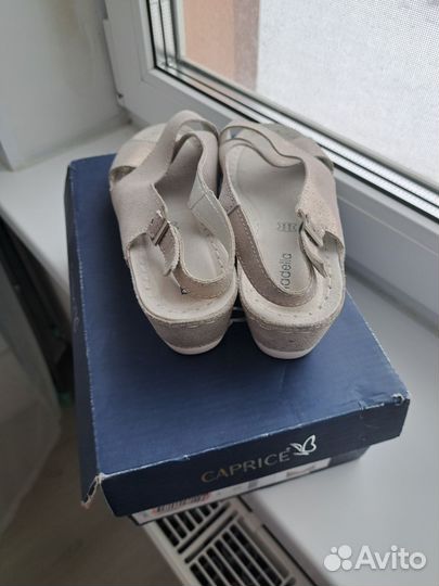 Босоножки натуральная кожа 38 размер