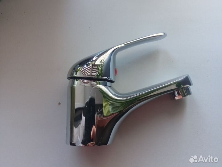 Смеситель для умывальника Росинка y40-11