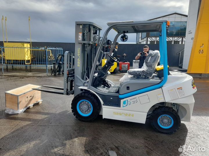 Вилочный погрузчик Shann CPD25Je, 2023