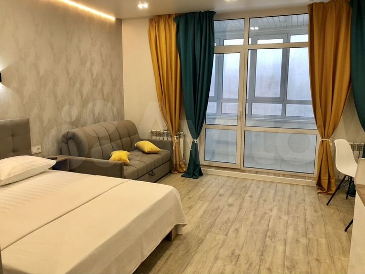 Квартира-студия, 40 м², 8/18 эт.