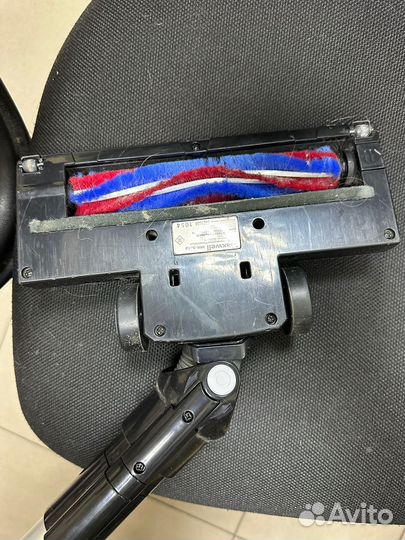 Вертикальный пылесос Maxwell MW-3246