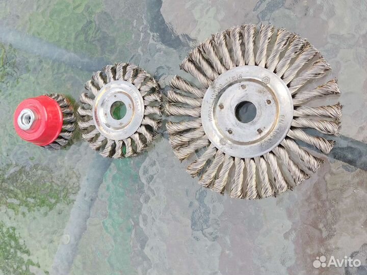 Проволочные металлические щетки