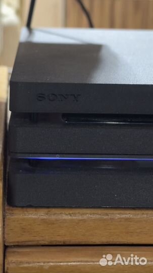 Playstation PS 4 PRO 1 TB