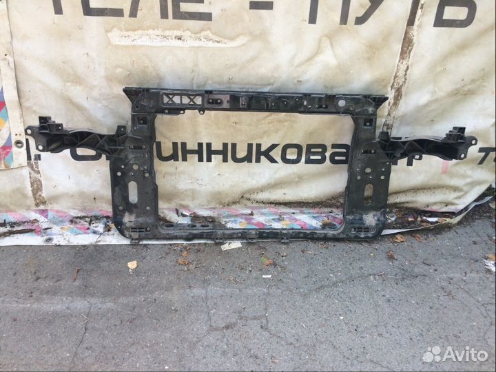 Панель крепления радиаторов Kia Sportage с 2010