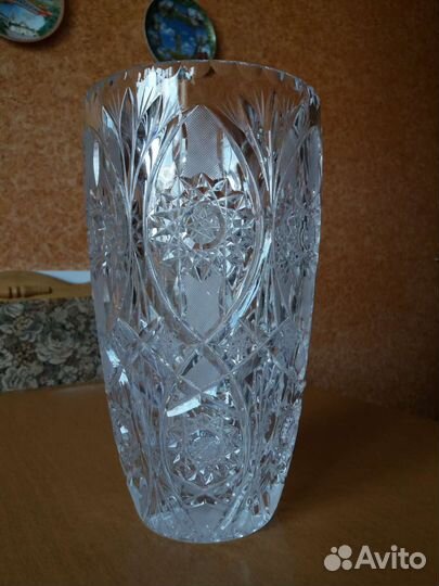 Хрустальная ваза для цветов