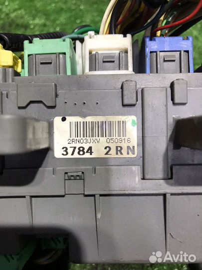 Блок предохранителей Honda Civic 5d