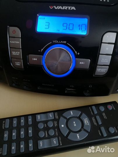 Магнитола varta с цифровым тюнером и пультом ду