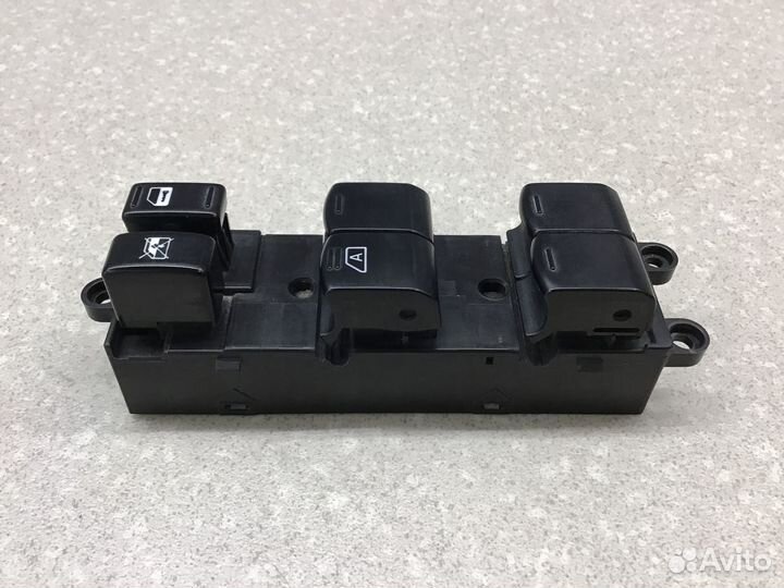 Блок управления стеклоподъемниками Subaru Impreza