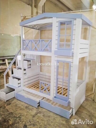 Детская двухъярусная Эко кровать домик из массива