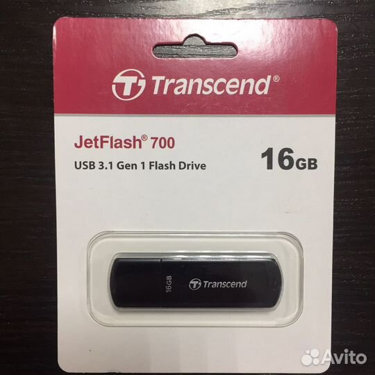 USB Флеш-накопитель Transcend JetFlash 700 USB 3.1