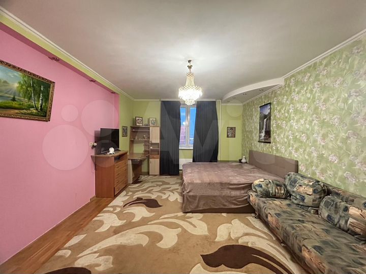 2-к. квартира, 76,2 м², 17/17 эт.