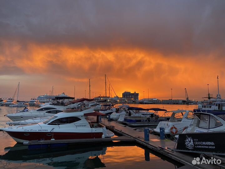 Романтический рейс на закат на яте