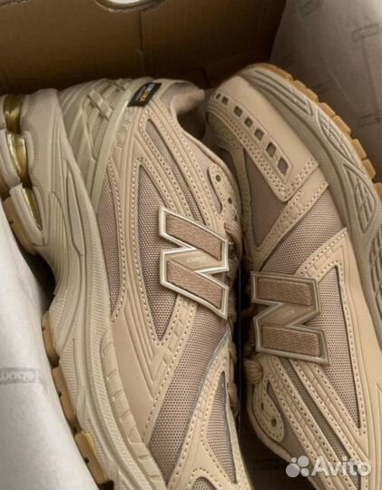 Кроссовки New Balance 1906R Beige