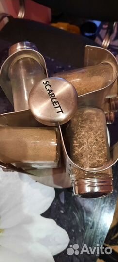 Подставка и ёмкости для приправ и перца