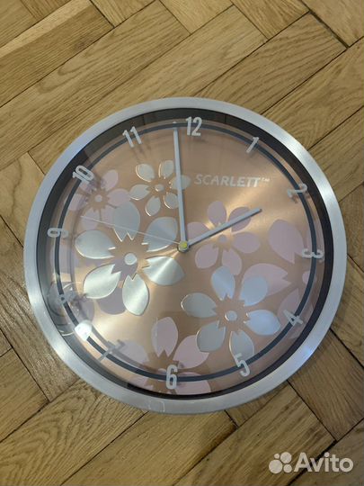 Часы scarlett
