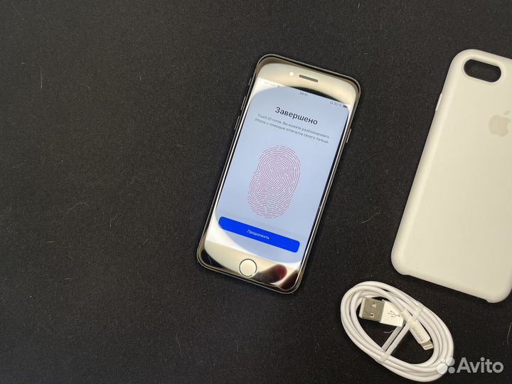 iPhone SE (2020), 64 ГБ