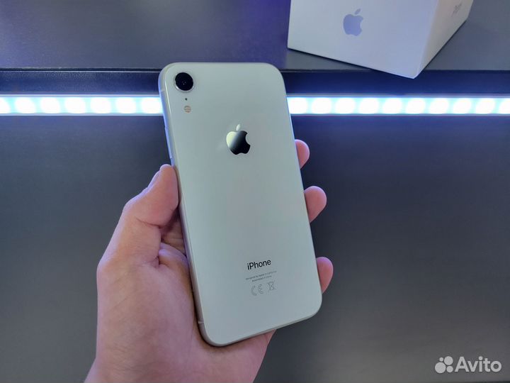 iPhone Xr, 128 ГБ