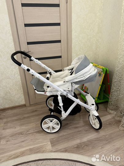 Коляска 2 в 1 adamex