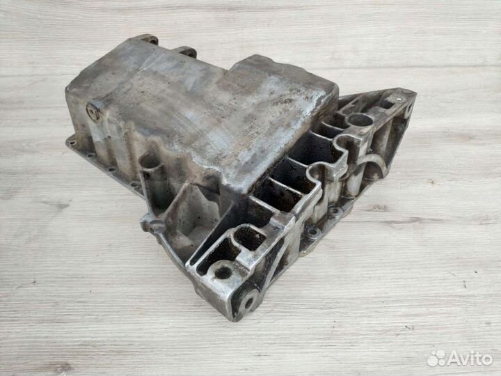 Поддон двигателя Peugeot Citroen 1,8 2,0