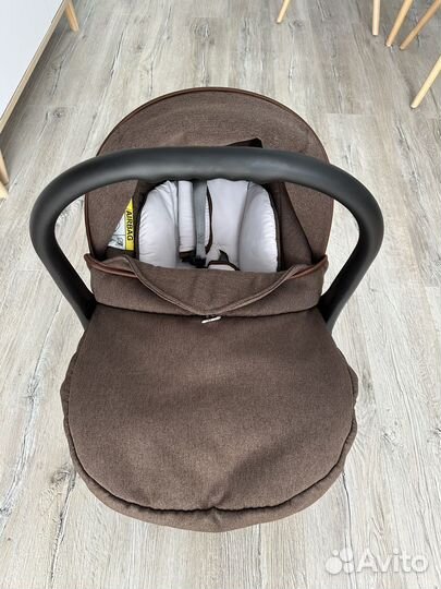 Детское автокресло (люлька)