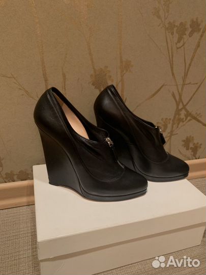 Ботильоны Casadei