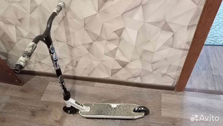 Трюковой самокат tech team kaskad