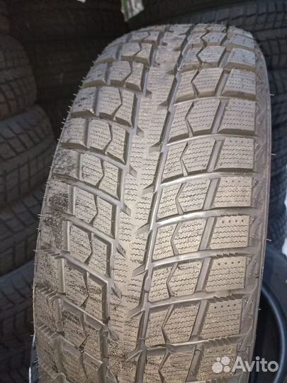 Viatti Bosco S/T V-526 215/65 R16