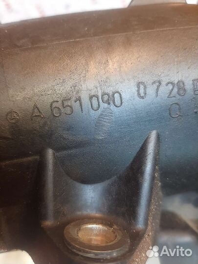 Патрубок воздушный Мерседес ом651 2018г