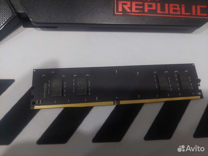 Планка оперативной памяти ddr4