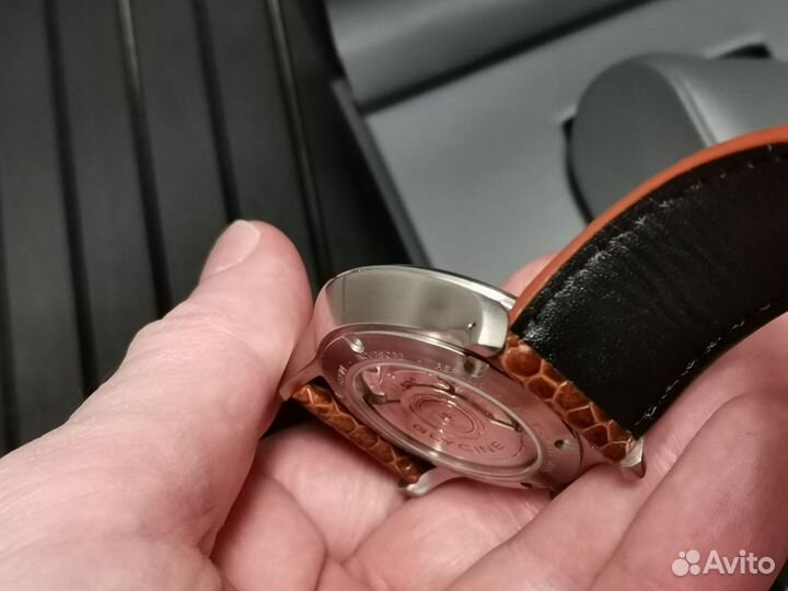 Glycine Incursore BigDate (ETA 2896)