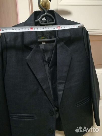 Костюм на мальчика новый