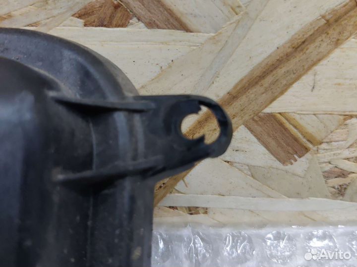 Крышка левой фары BMW F10 LCI рестайлинг