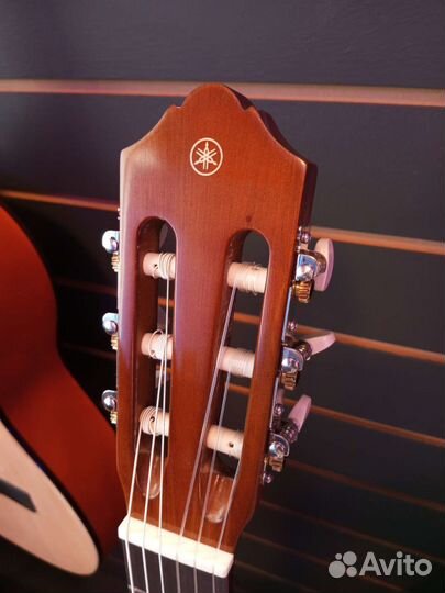 Гитара yamaha cm40 новая