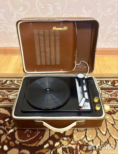 Электрофон Юность-301