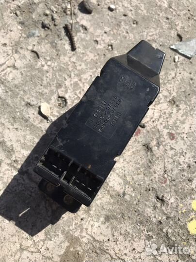 Блок стеклоподъемников hyundai авант 1998г