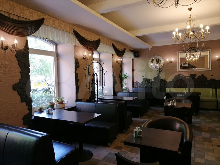 Торговая площадь, 102 м²