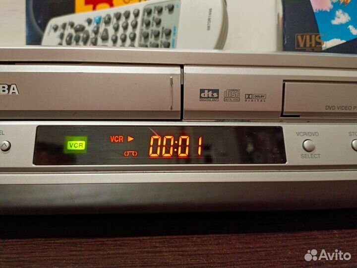 DVD VHS комбо 6 голов Hi-fi стерео ду Toshiba