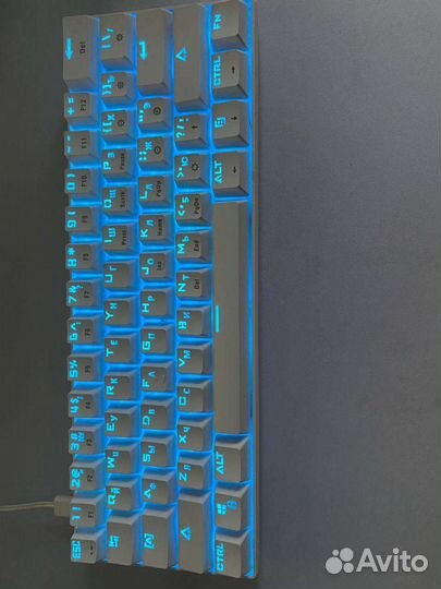 Игровая клавиатура белая