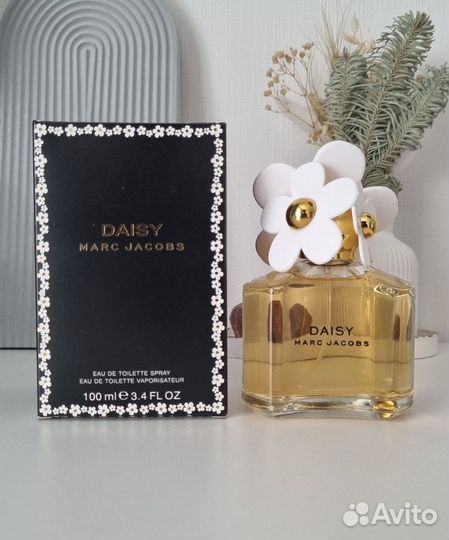 Аромат Marc Jacobs Daisy, 100 мл